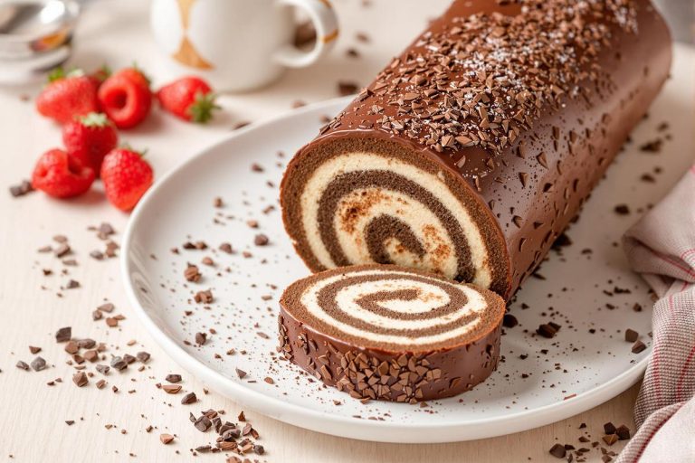 Roulé pâtisserie : secrets d'une roulade au chocolat réussie.jpg